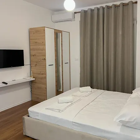 Roam&rest Tirana